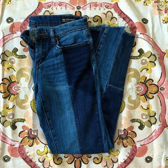 Anthropologie Blank NYC Skinny Crop Jeans - Picture 3 of 5